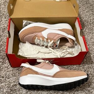 Nike Women's Sneakers